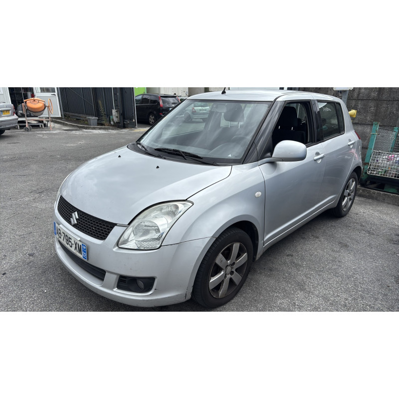Plage arriere SUZUKI SWIFT 3 Photo n°5