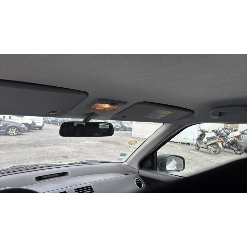 Plage arriere SUZUKI SWIFT 3 Photo n°19