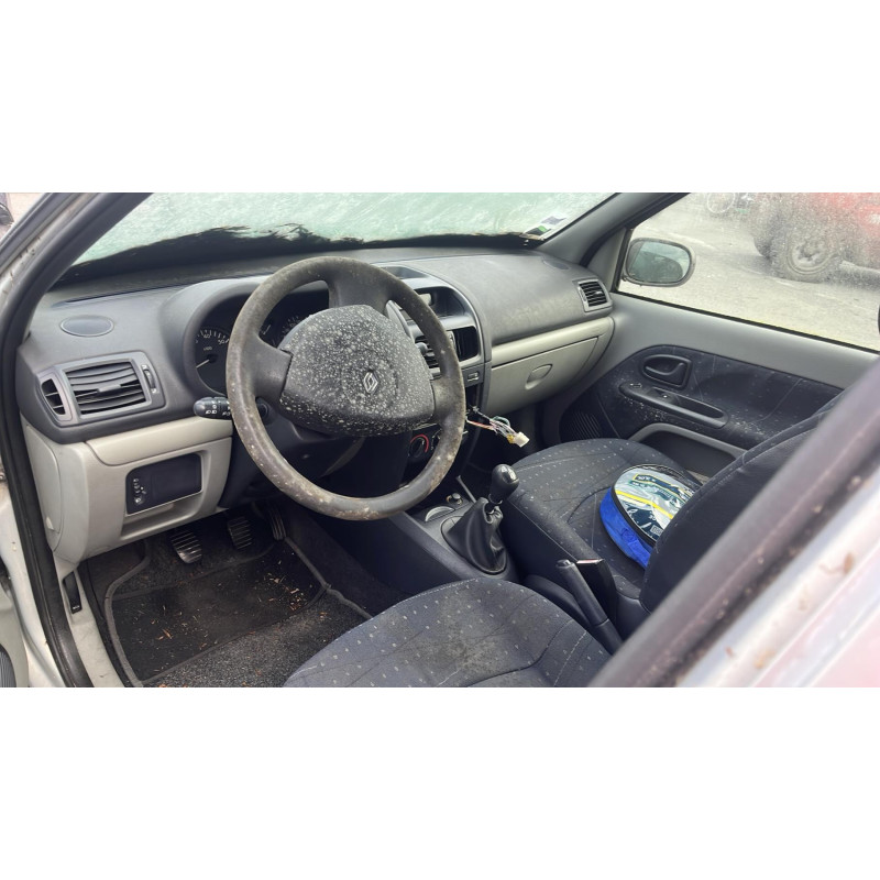 Trappe d'essence RENAULT CLIO 2 Photo n°4
