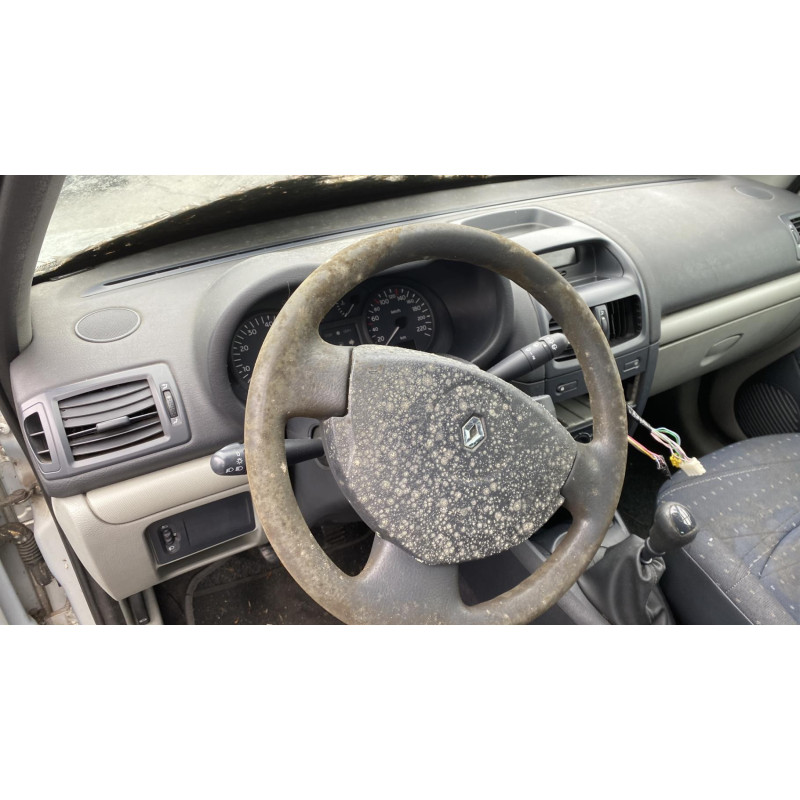 Trappe d'essence RENAULT CLIO 2 Photo n°7