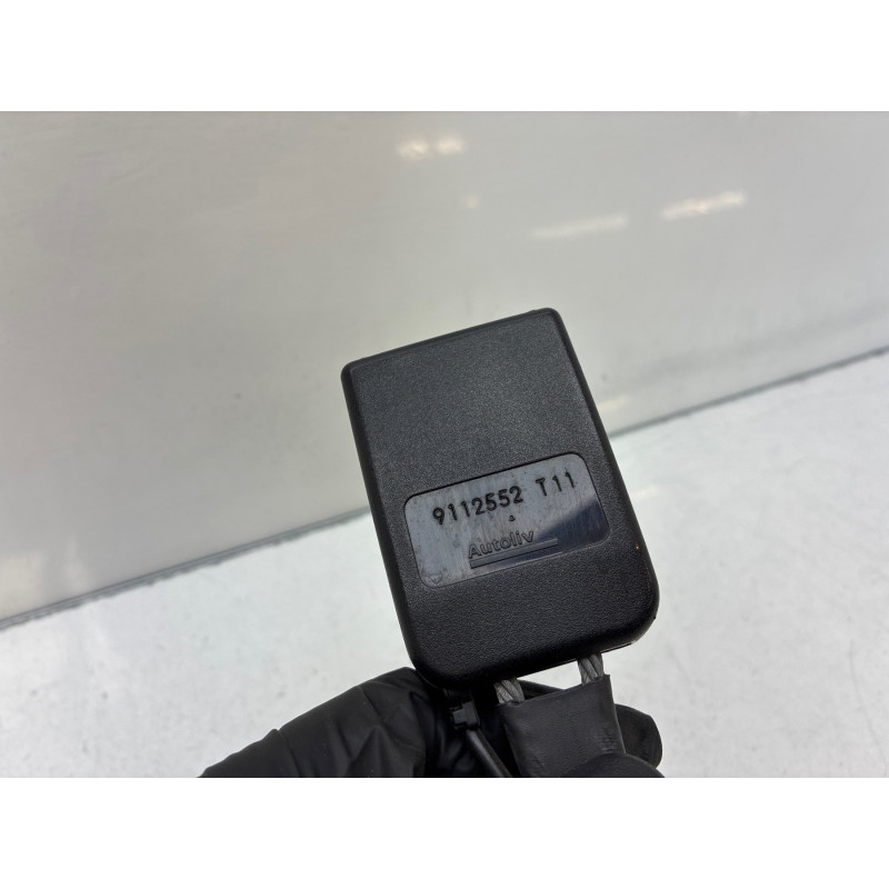 Attache ceinture avant gauche PEUGEOT 308 1 Photo n°3