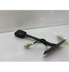Attache ceinture avant gauche PEUGEOT 308 1