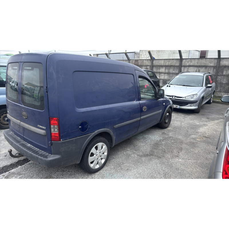 Vitre avant droit OPEL COMBO C Photo n°10
