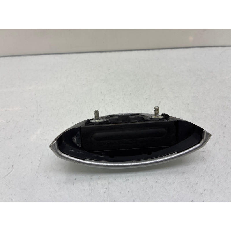 Bouton de coffre OPEL MERIVA A Photo n°2