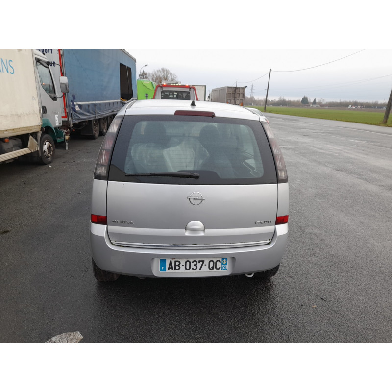 Cric OPEL MERIVA A Photo n°9