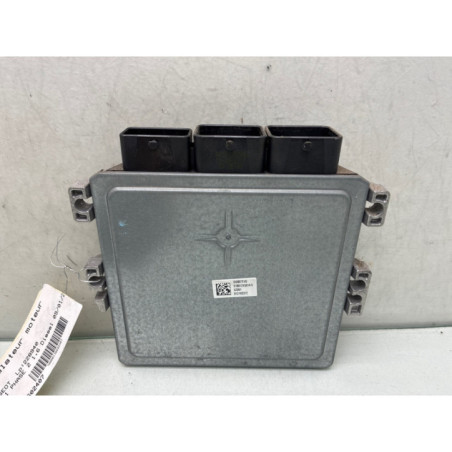 Calculateur moteur PEUGEOT 308 1