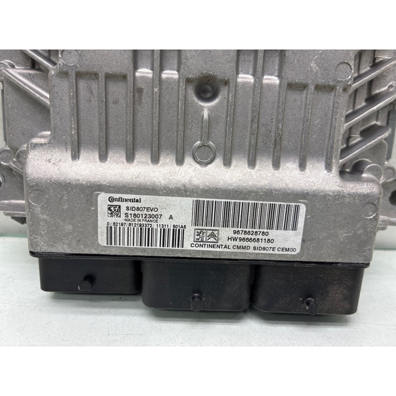 Calculateur moteur PEUGEOT 308 1 Photo n°4