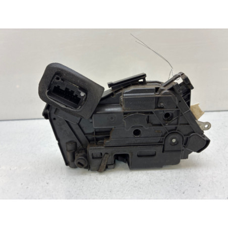Serrure arriere gauche VOLKSWAGEN POLO 5