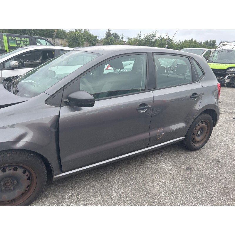 Actionneur verrou trappe d'essence VOLKSWAGEN POLO 5 Photo n°9