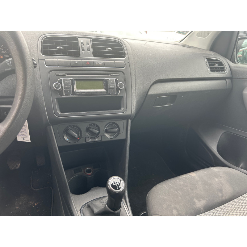 Actionneur verrou trappe d'essence VOLKSWAGEN POLO 5 Photo n°15